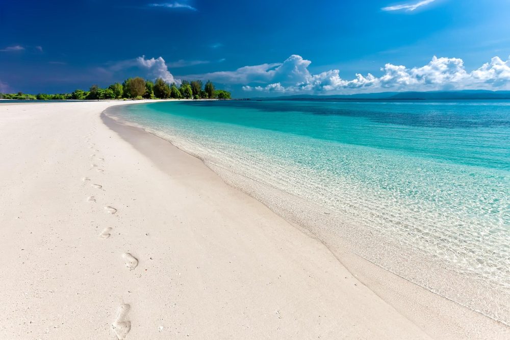 indonesia travel beach